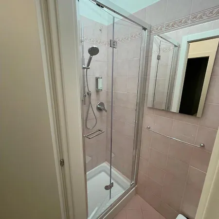 Appartement Arena *